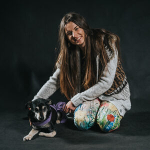 Relaksujące Owijki: TTouch – Spokój i Harmonia dla Psa